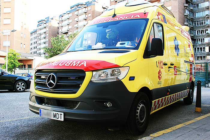 imagen ambulancia sacyl cyl