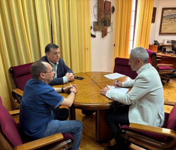 Reunión del alcalde de Toro con AUME sobre necesidades militares