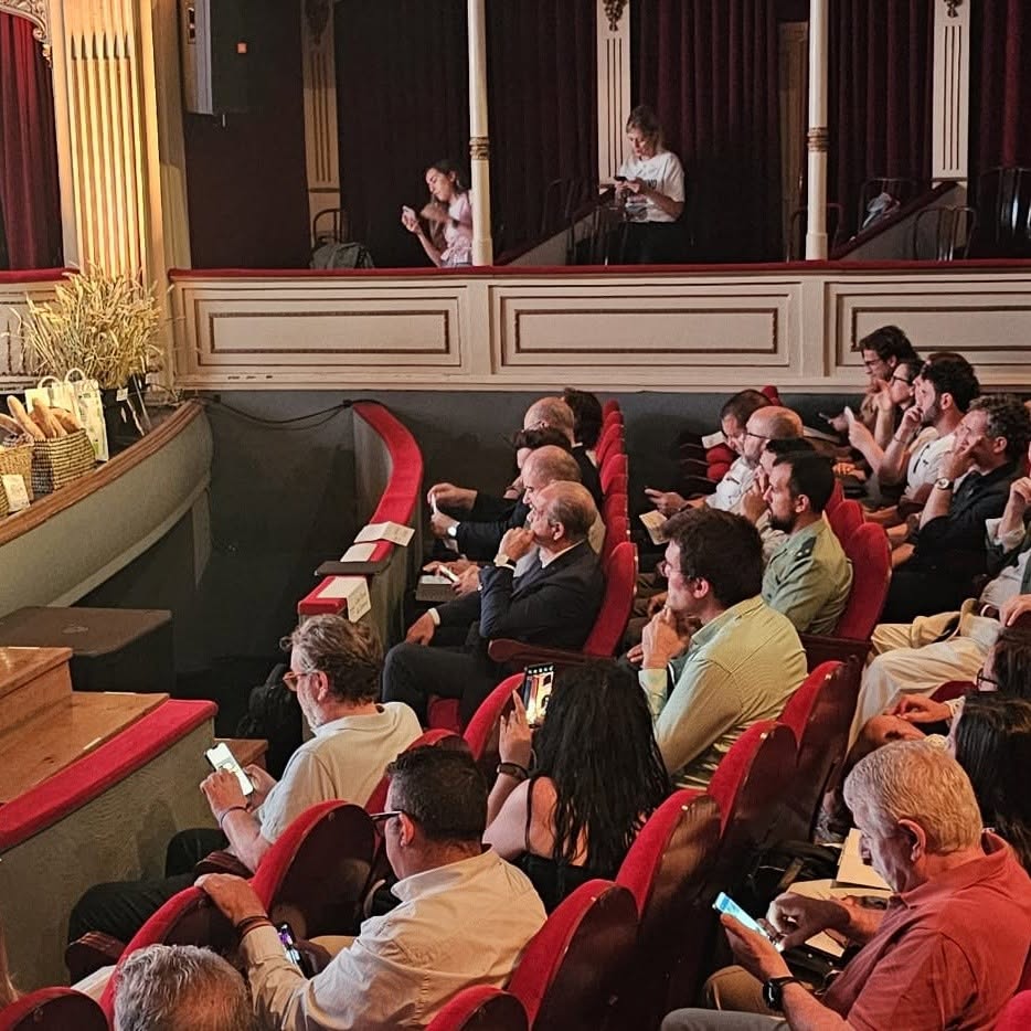 Asistentes en un evento cultural sobre el pan en Zamora