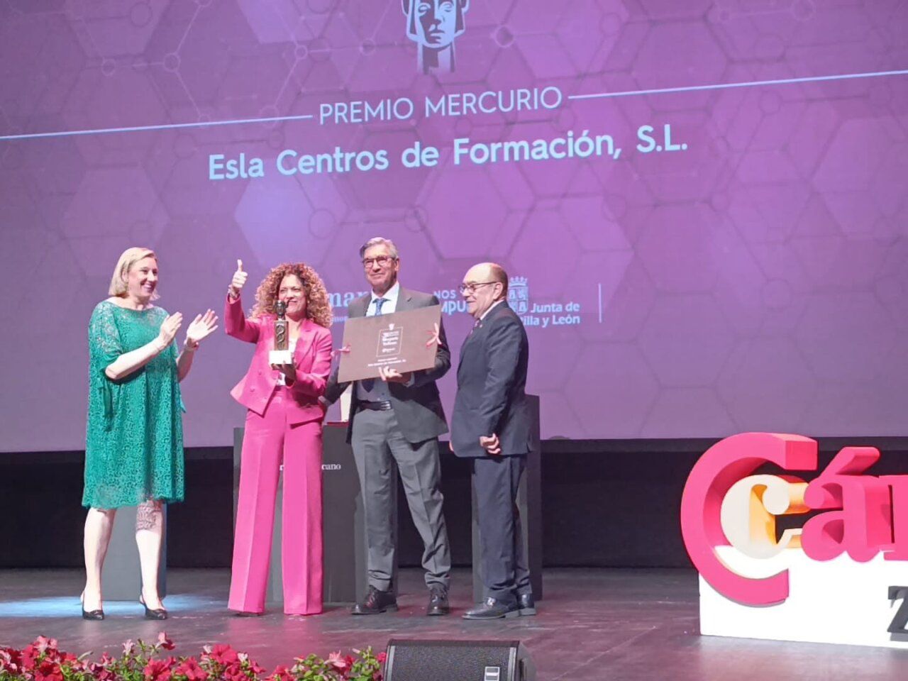 La vicepresidenta Isabel Blanco en los Premios Mercurio y Vulcano 2026