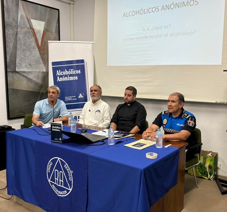 Jornada informativa de Alcohólicos Anónimos en Toro con varios ponentes