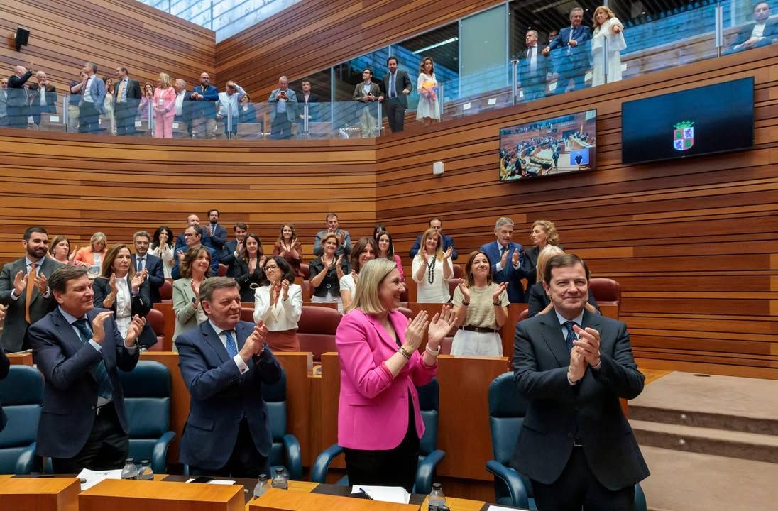Alfonso Fernández Mañueco durante su investidura como presidente de Castilla y León