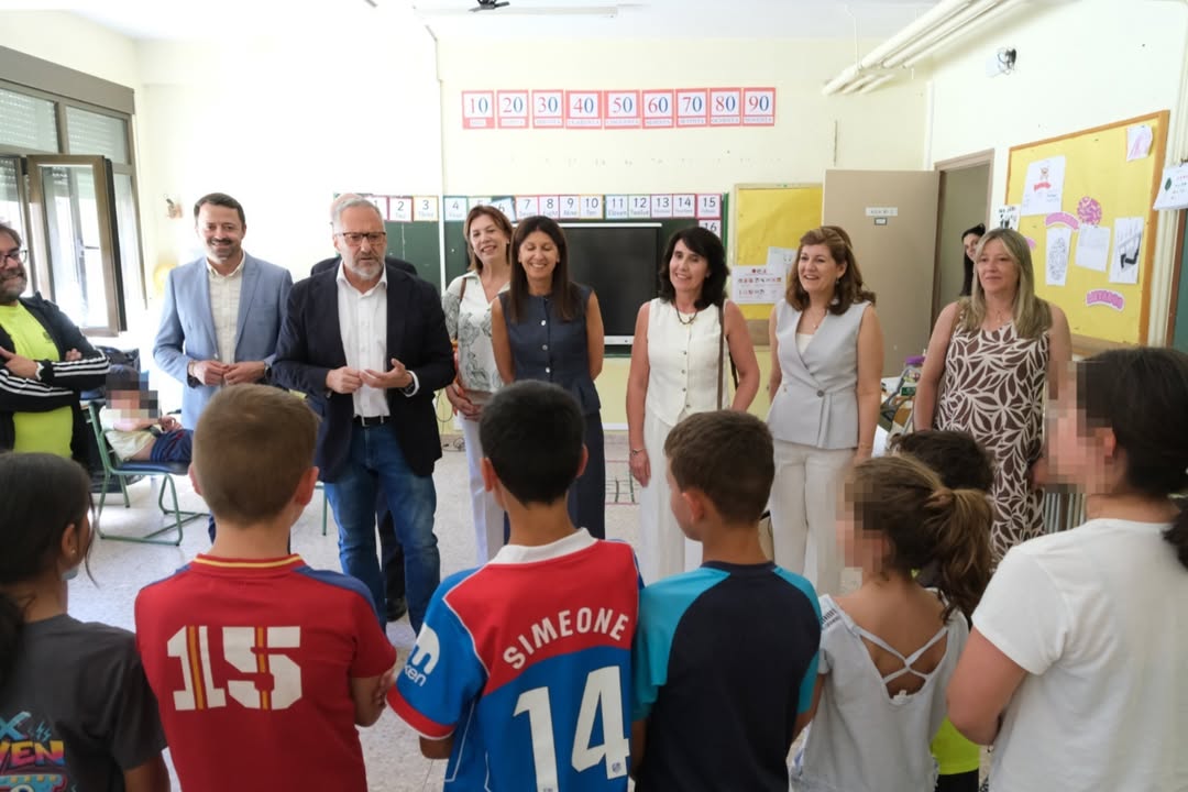 Reunión de la Junta de Castilla y León sobre el programa Conciliamos Verano 2026