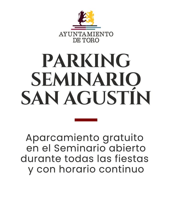 Cartel informativo sobre aparcamiento gratuito en Toro durante San Agustín 2026