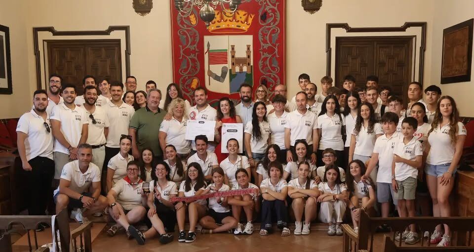 Grupo de jóvenes músicos de la Banda de Música de Zamora en un evento