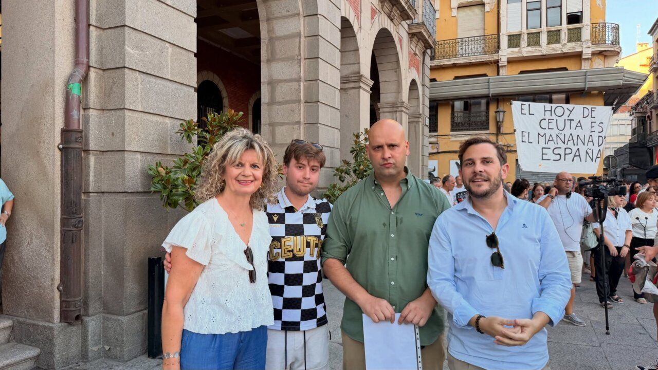 Concentración en la Plaza Mayor de Zamora en apoyo a Ceuta