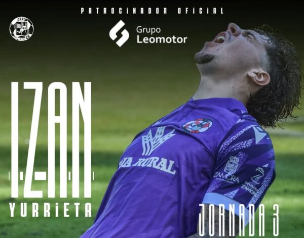 Izan Yurrieta celebrando su premio como MVP de la jornada 3