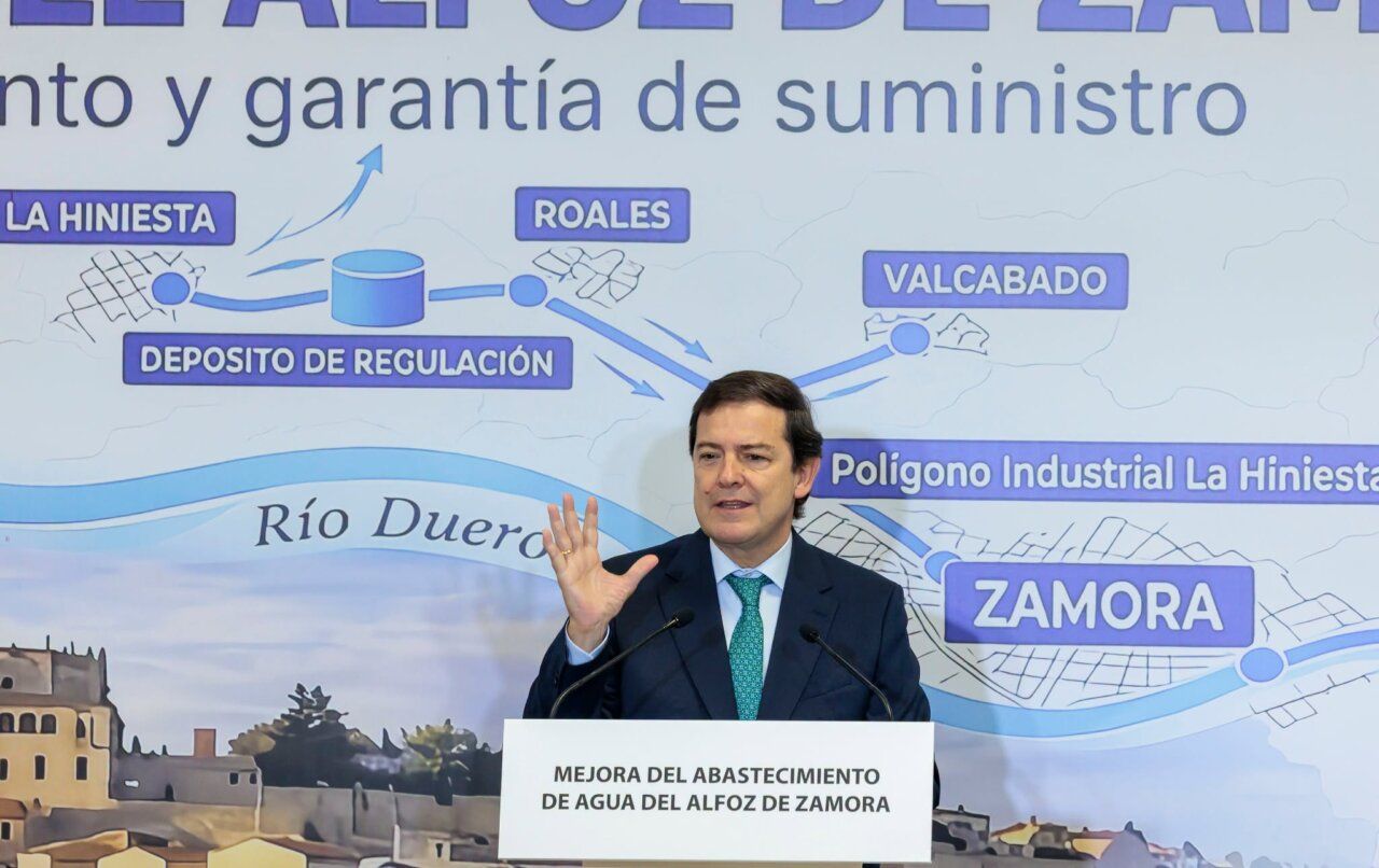 El presidente de la Junta presenta mejoras en el abastecimiento de agua en Zamora.
