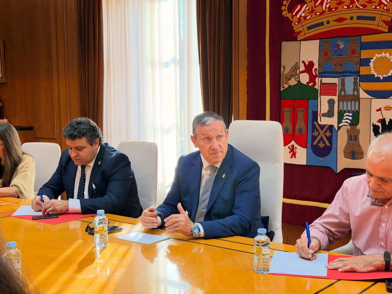 Reunión sobre el sector agroalimentario en Portugal con varios participantes.