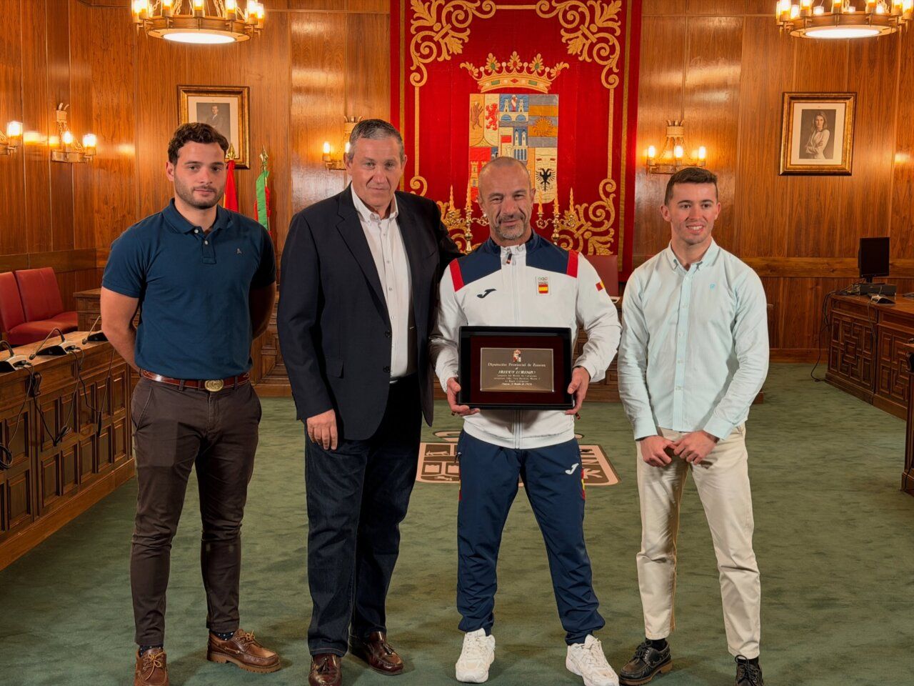 Homenaje a Freddy Lorenzo, culturista campeón del mundo en Zamora.