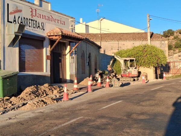Obras de renovación en el Paseo de la Ronda en Fermoselle